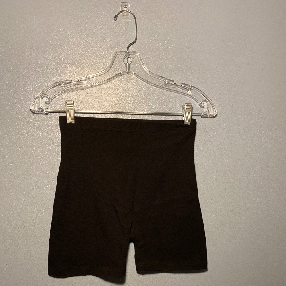 Black brandy Melville biker shorts